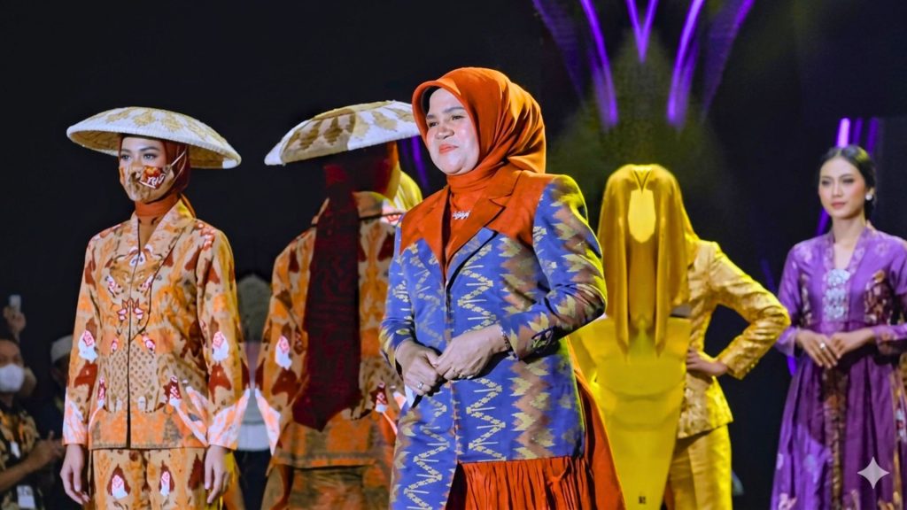 Leomo Bachrun Bawa Misi Tenun Pewarna Alami Khas Muna Siap Mendunia Lagi